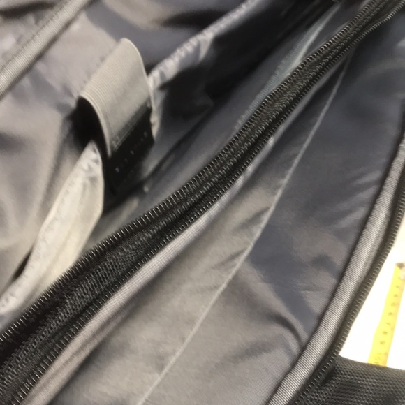 Eco Style Pro Tech Topload computer bag with multi compartments and sleeve. NWT - Picture 6 of 8